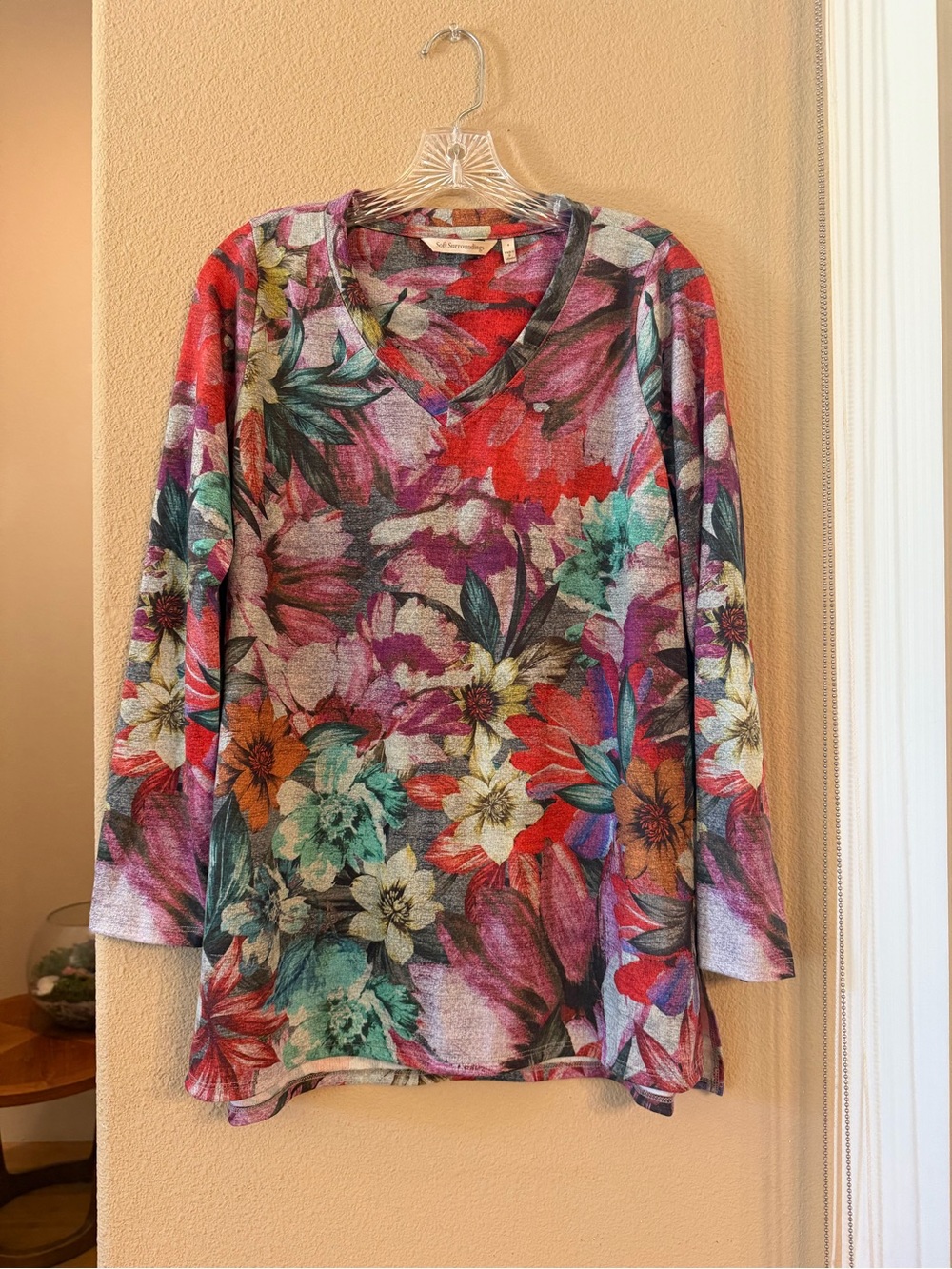 Soft Surroundings Multicolor Floral V-Neck Long Sleeve Top